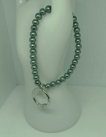 Шнурок-сотуар для смартфона с бусинами серого цвета