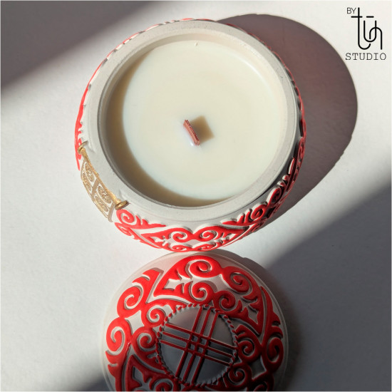 Ароматическая свеча «Юрта: праздничный рубин»