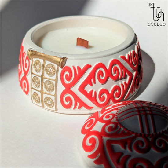 Ароматическая свеча «Юрта: праздничный рубин»