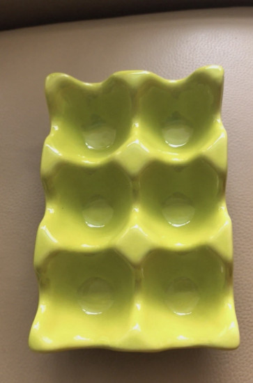 Подставка под яйцо