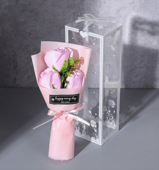 Мини-букет из мыльных роз в прозрачной коробке