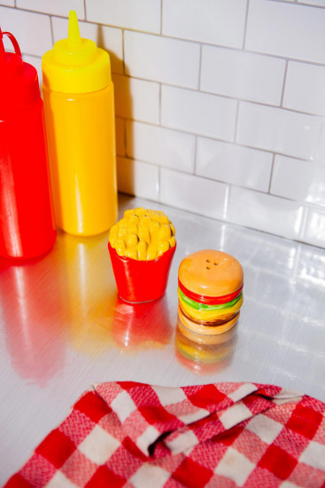 Набор из солонки и перечницы «Burger & F»
