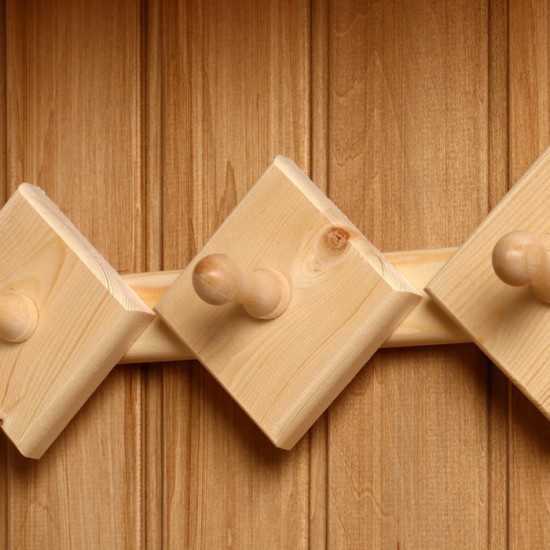 Полка-вешалка для бани и сауны