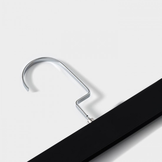 Вешалка для брюк и юбок с зажимами