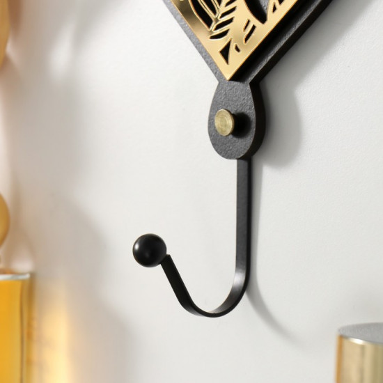 Настенный крючок декоративный «Сердце с листьями»