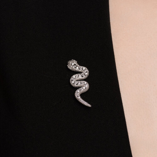 Брошь из серебра с фианитами