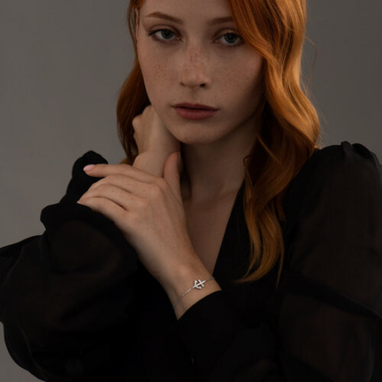 Браслет из серебра с фианитами