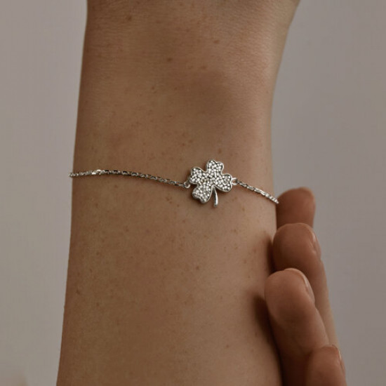 Браслет из серебра с фианитами