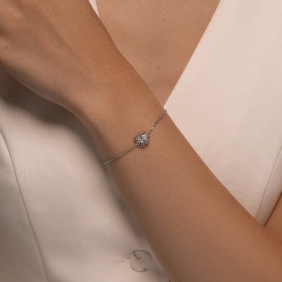 Браслет из серебра с фианитами