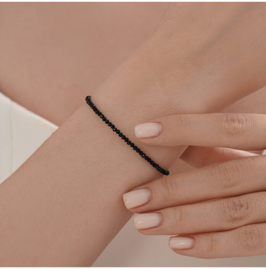 Браслет из серебра со шпинелью