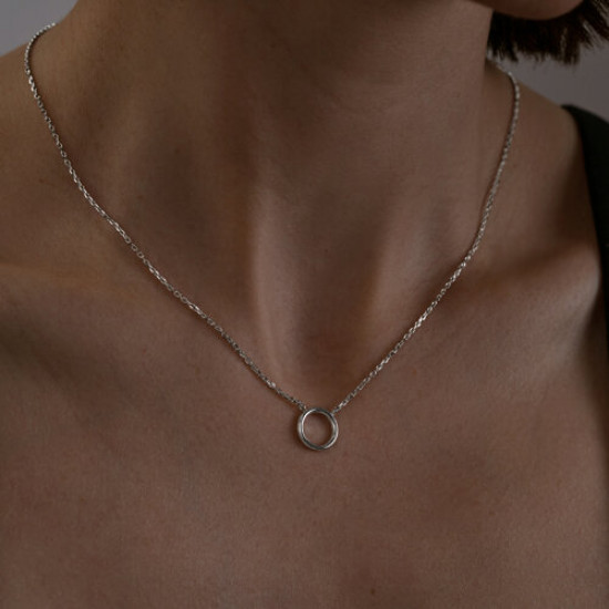 Колье из серебра