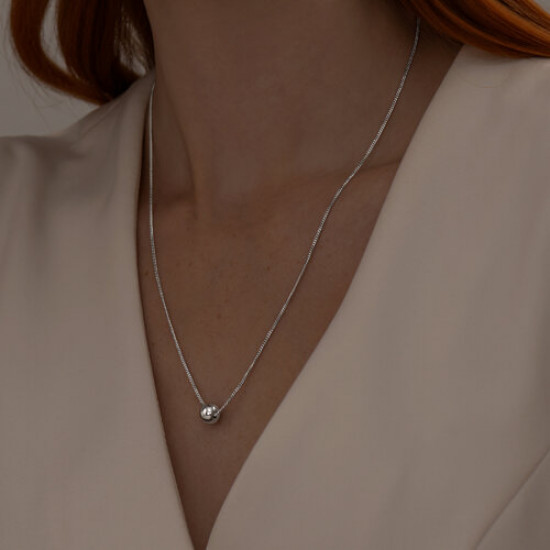 Колье из серебра