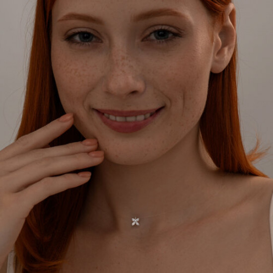 Колье из серебра с фианитами