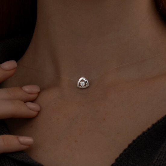 Колье из серебра с фианитом