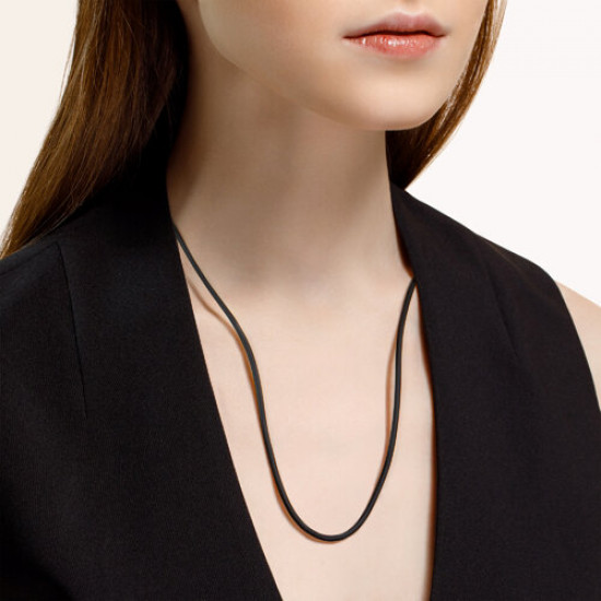 Шнурок-колье со вставкой из серебра