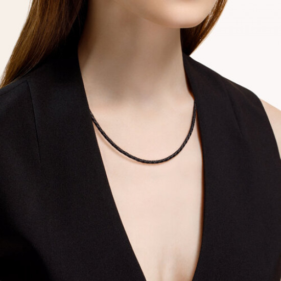 Шнурок-колье со вставкой из серебра