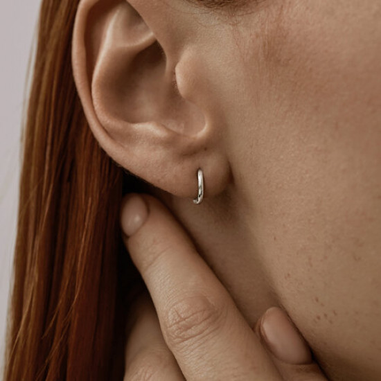 Серьга из серебра