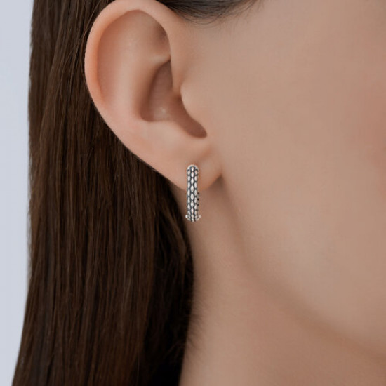 Серьга из серебра