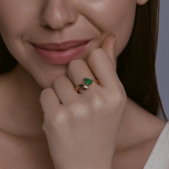 Кольцо из серебра с агатом и фианитами