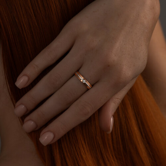 Кольцо из серебра с бриллиантом