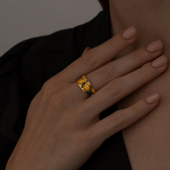 Кольцо из серебра с эмалью