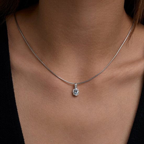 Подвеска из серебра с топазом и фианитами