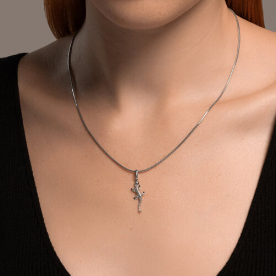 Подвеска из серебра с фианитами