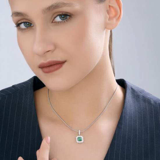 Подвеска из серебра с фианитами