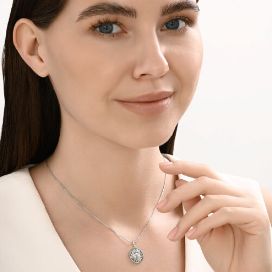 Подвеска из серебра с фианитами и эмалью