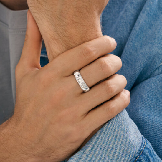 Кольцо из серебра