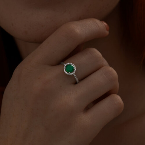 Кольцо из серебра с агатом и фианитами