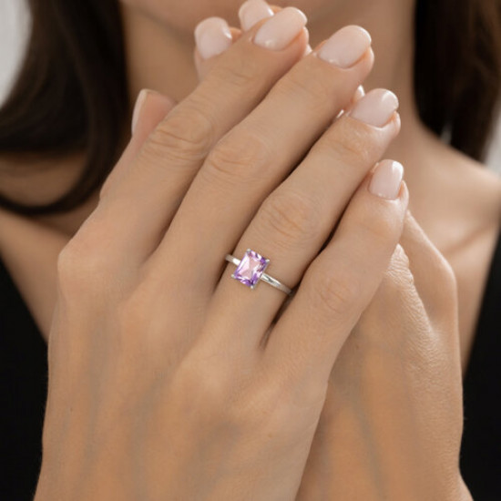 Кольцо из серебра с аметистом