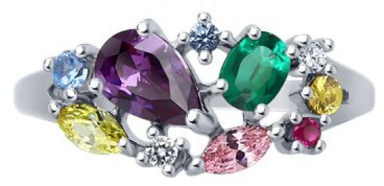 Кольцо из серебра с гидротермальным изумрудом, корундом и фианитами