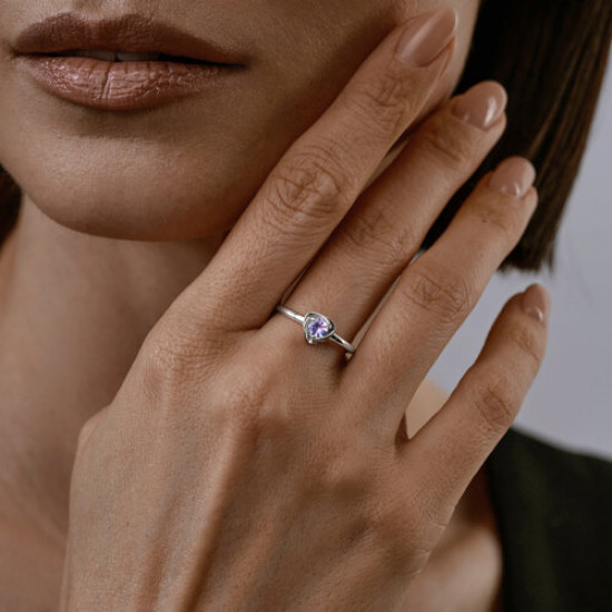 Кольцо из серебра с танзанитом