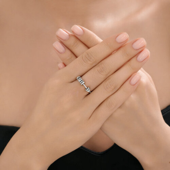 Кольцо из серебра с фианитами