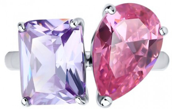 Кольцо из серебра с фианитами