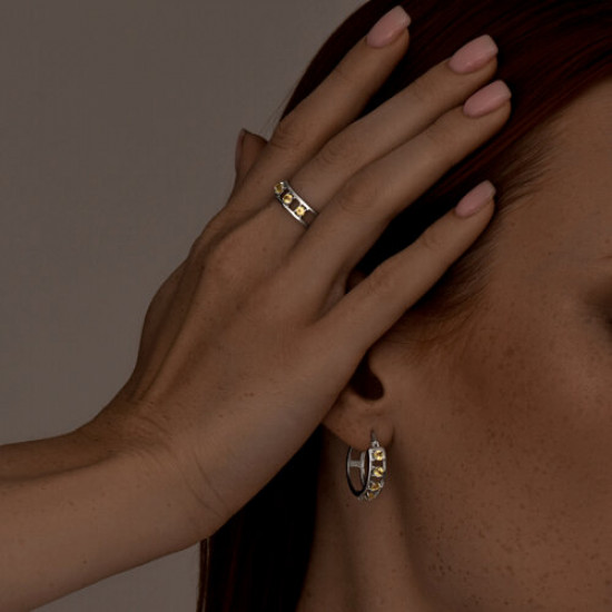 Кольцо из серебра с хризолитами