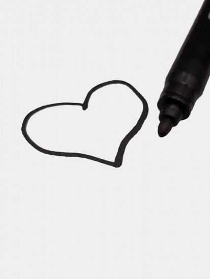 Маркер для коробок и упаковки несмываемый, черный