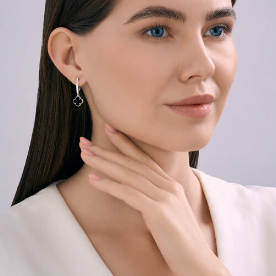 Серьги из серебра с ониксами