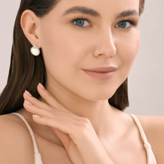 Серьги из серебра с перламутром и фианитами