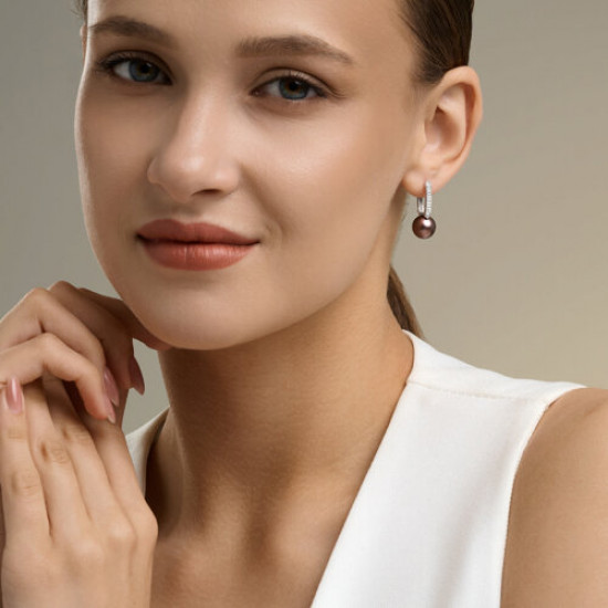 Серьги из серебра с синтетическим жемчугом и фианитами