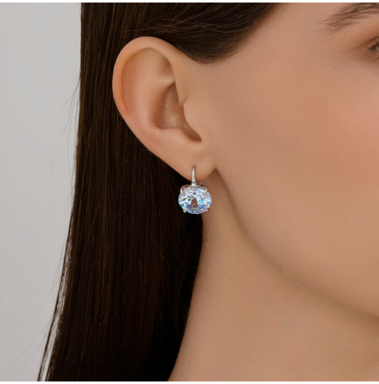 Серьги из серебра с фианитами