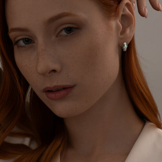 Серьги из серебра с фианитами