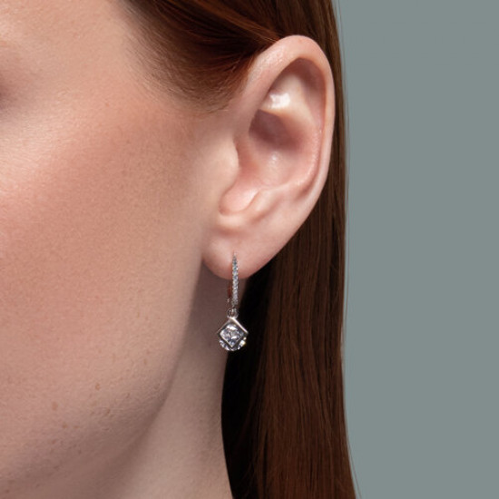 Серьги из серебра с фианитами