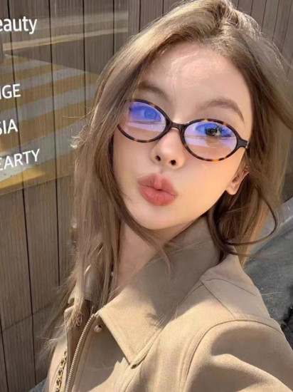 Очки женские имиджевые солнцезащитные