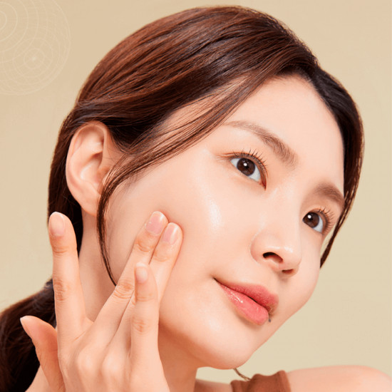 Омолаживающий крем с экстрактом камелии «Golden Camellia Wrinkle Cream»