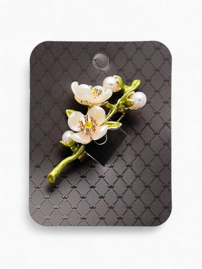Брошь «Веточка с цветком жасмина»