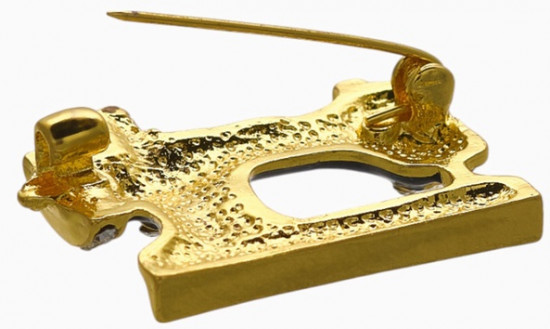 Брошь «Швейная машина с мотком ниток»