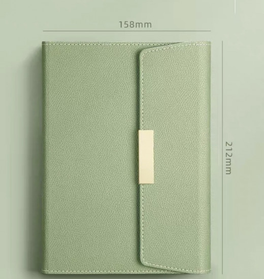 Ежедневник с ручкой и подарочной коробкой «Olive Dream»