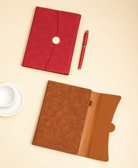 Ежедневник с ручкой «Megapolis»